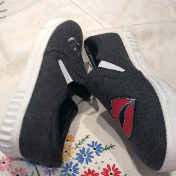 Sam Edelman -Circus slip on runners. - Picture 4 of 4